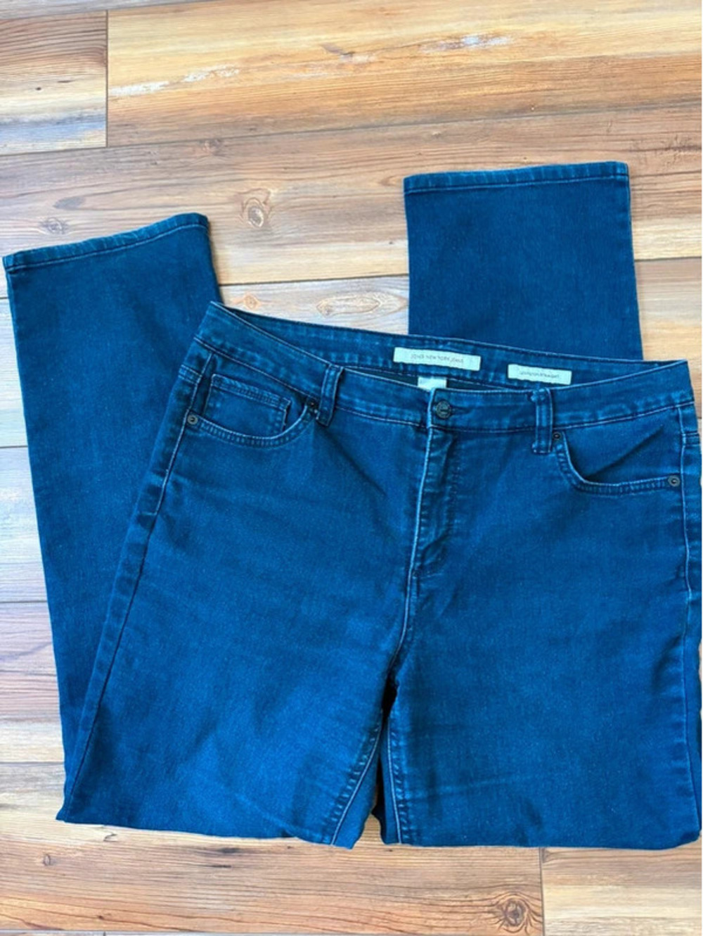 Jones New York Lexington straight jeans size 14